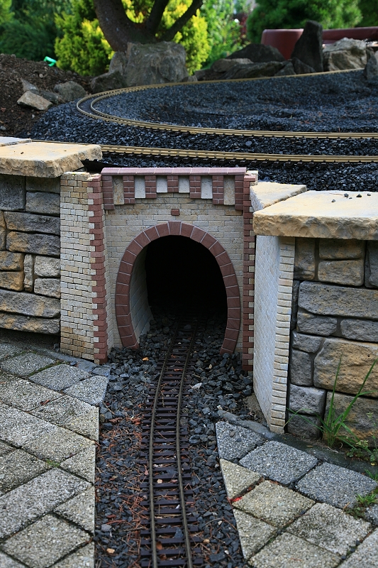 tunelový postál